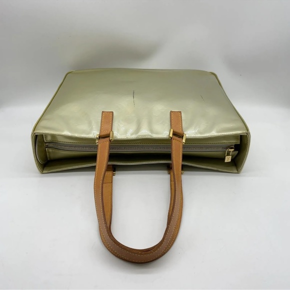 Auth Louis Vuitton  Monogram Vernis Gris Columbus M91028 Tote Bag GUC - Picture 5 of 17